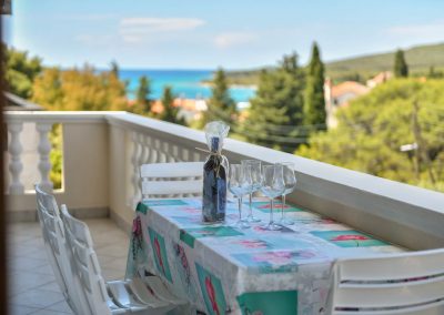 Two bedroom apartment with terrace and a sea view