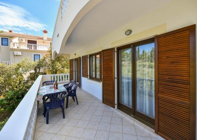 Two bedroom apartment with a large terrace overlooking the olive grove