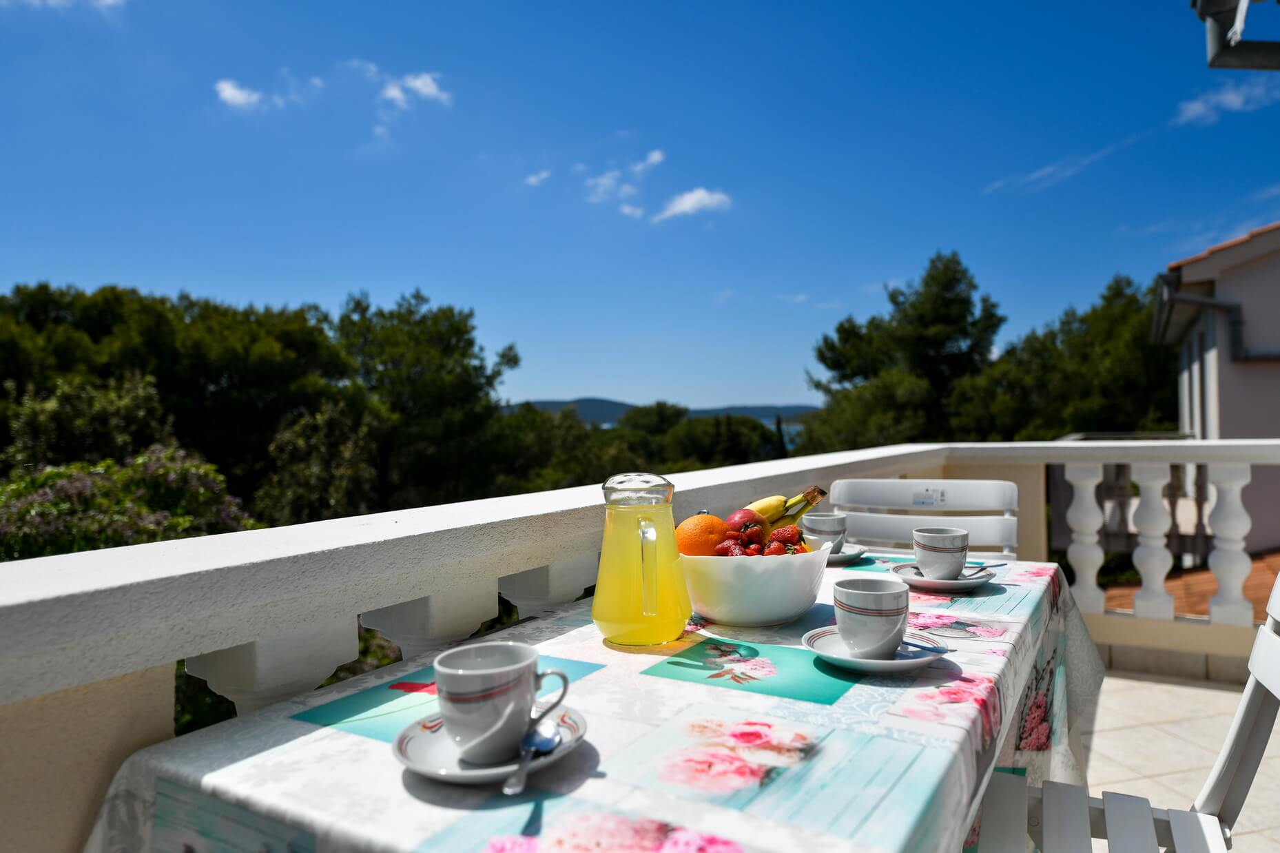 Sunset II apartment terrace with sea view and island panorama